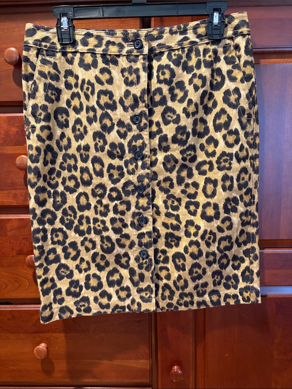 Lauren leopard print front button skirt petite size 6